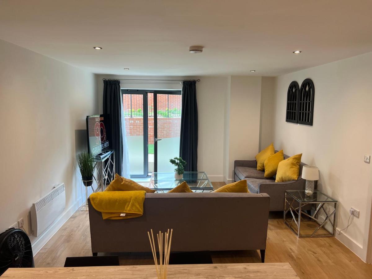 Lovely 2 Bed Apartment In Leeds Centre Buitenkant foto