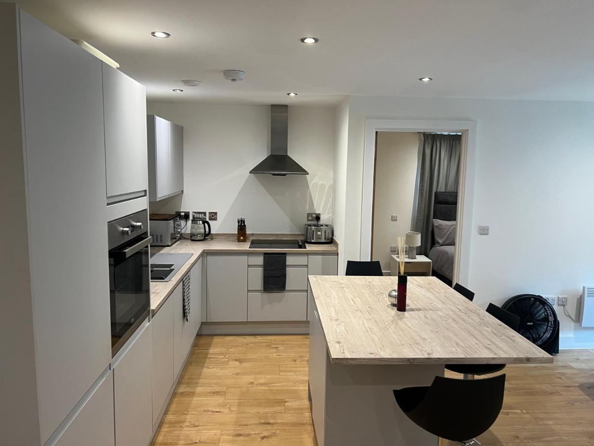 Lovely 2 Bed Apartment In Leeds Centre Buitenkant foto