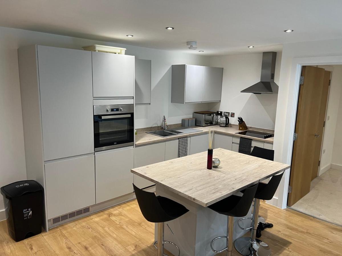 Lovely 2 Bed Apartment In Leeds Centre Buitenkant foto