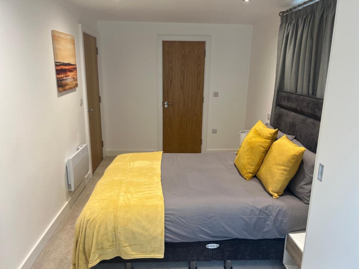 Lovely 2 Bed Apartment In Leeds Centre Buitenkant foto